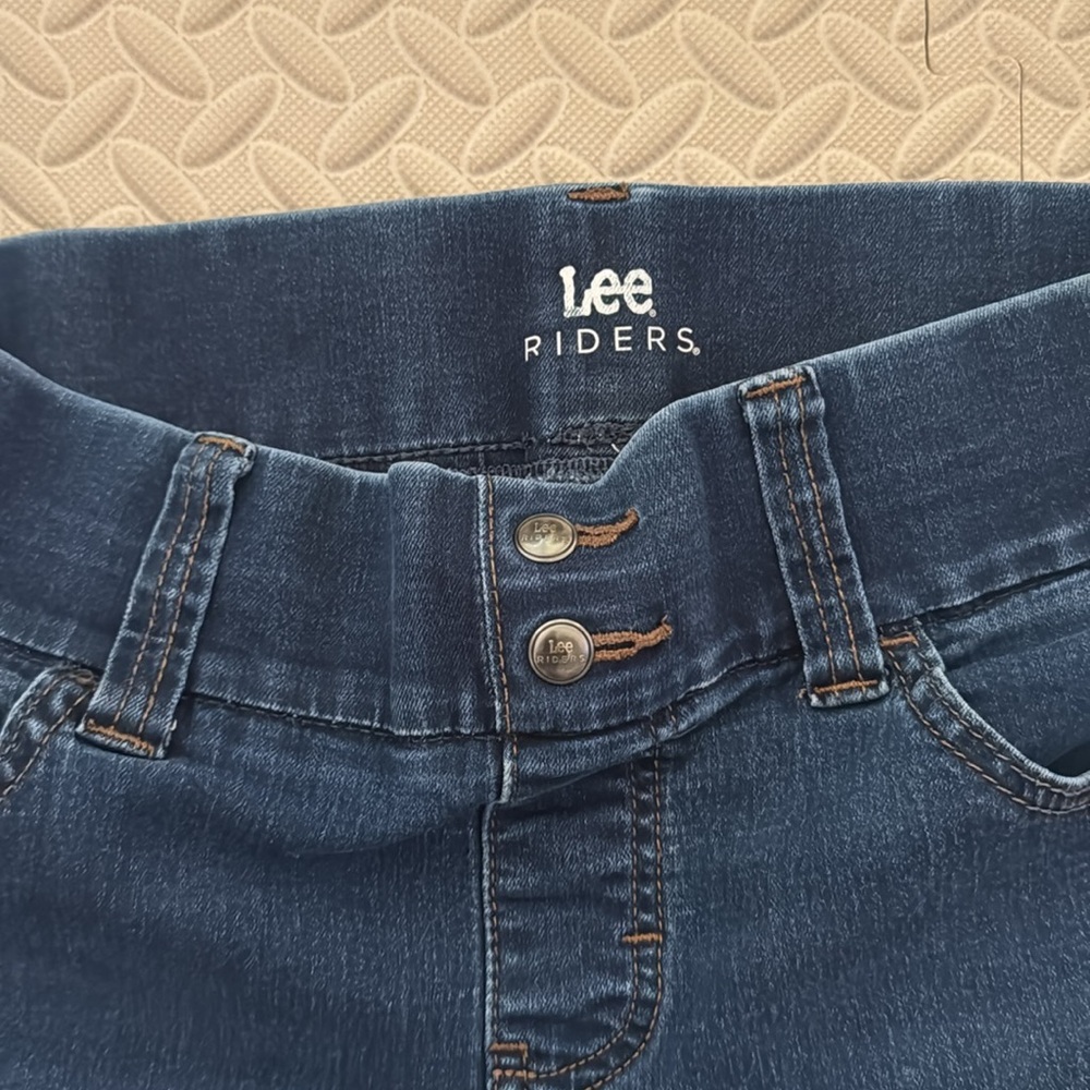Lee Riders Bootcut Jeans - Picture 2 of 4